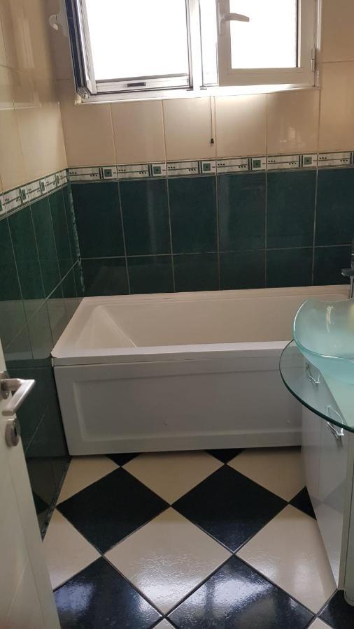 Apartament B Orizont Bacau Exterior photo